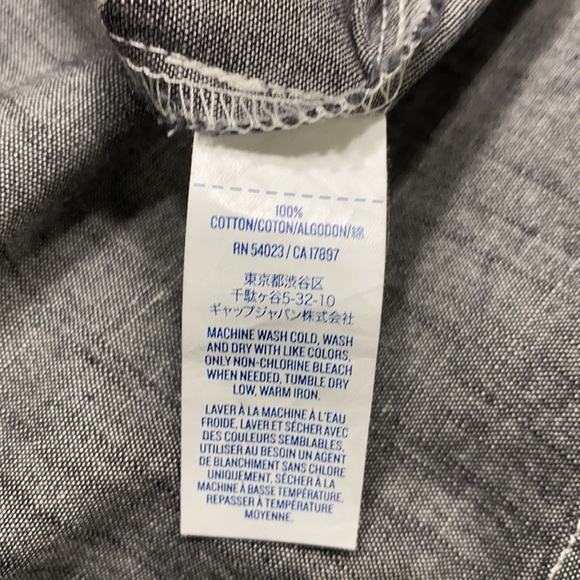 Old Navy- Button Down Top - Picture 4 of 4